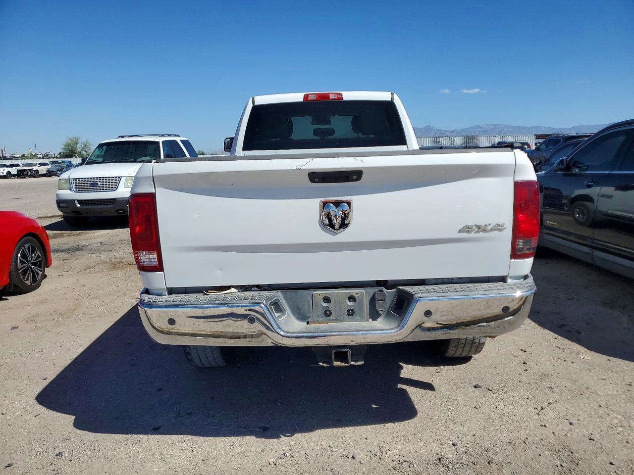 2016 Dodge RAM 2500 ST