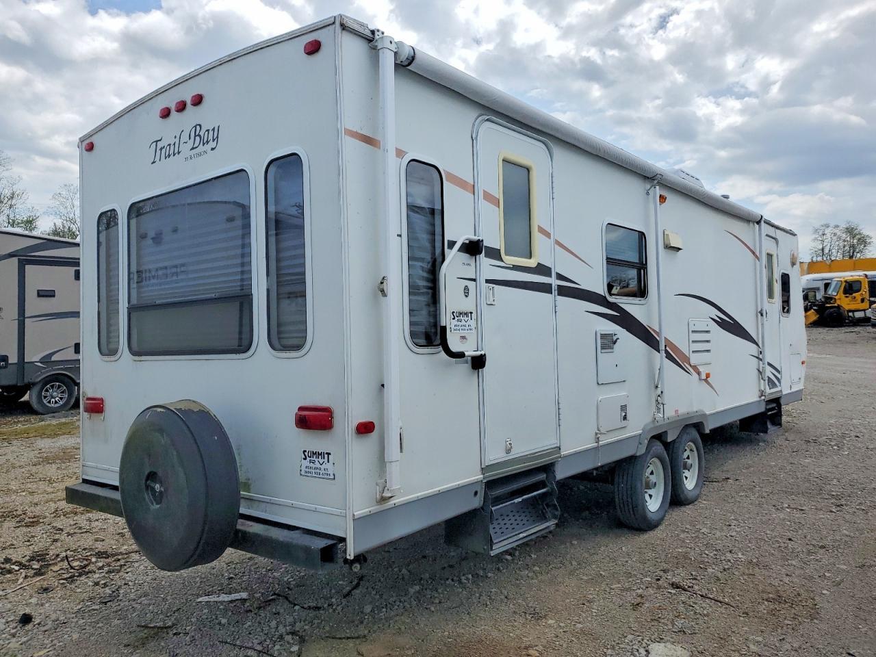 2008 R-Vision Trail-BAY Camper