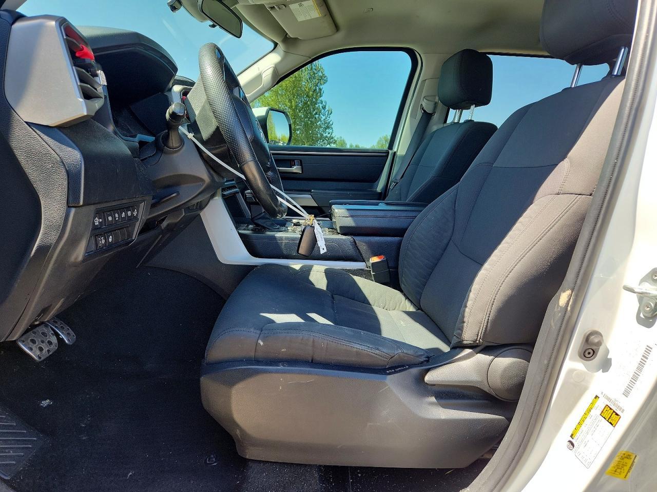 2022 Toyota Tundra Crewmax SR5