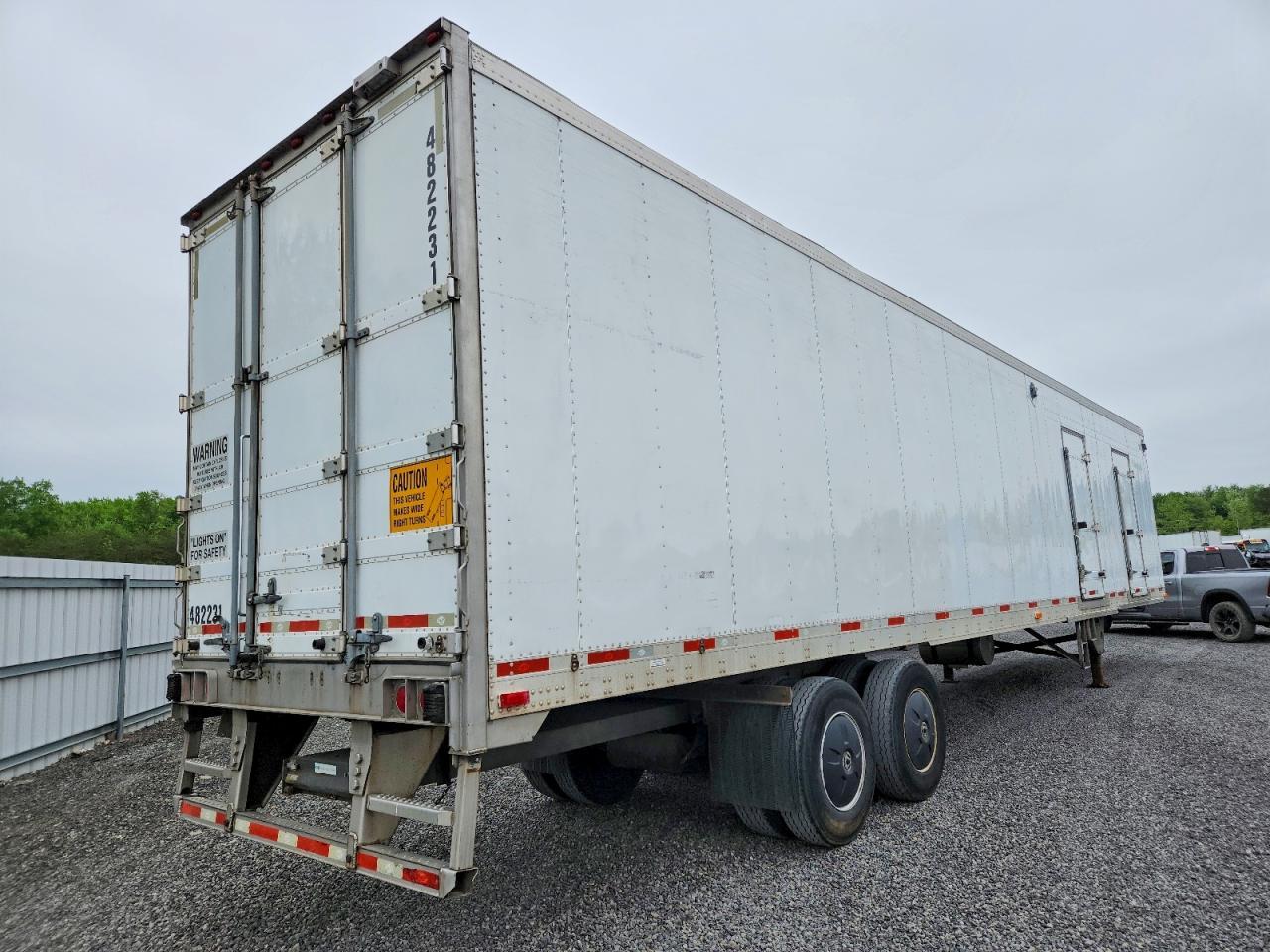 2015 Utility VS2RA Refrigerated Van Trailer