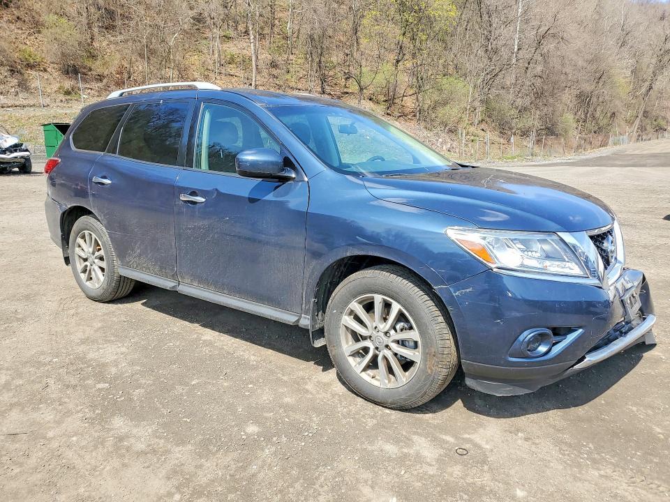 2014 Nissan Pathfinder sv