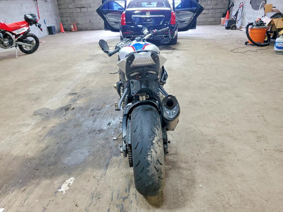 2021 BMW S 1000 R