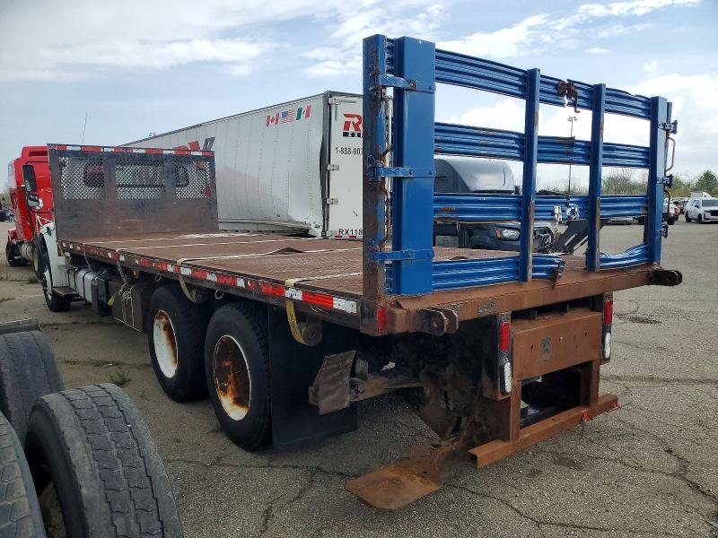 2016 Freightliner Business Class M2 Flatbed Truck