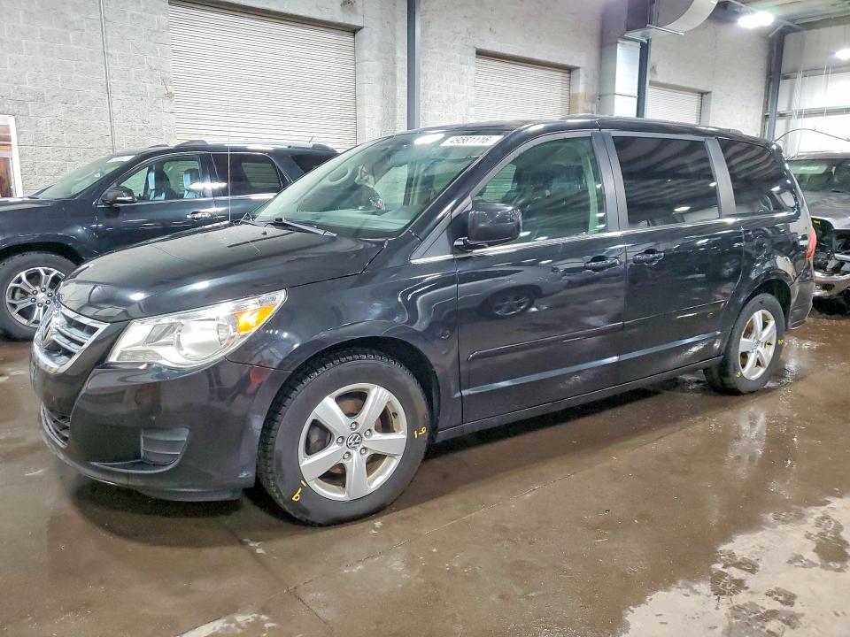 2011 Volkswagen Routan se