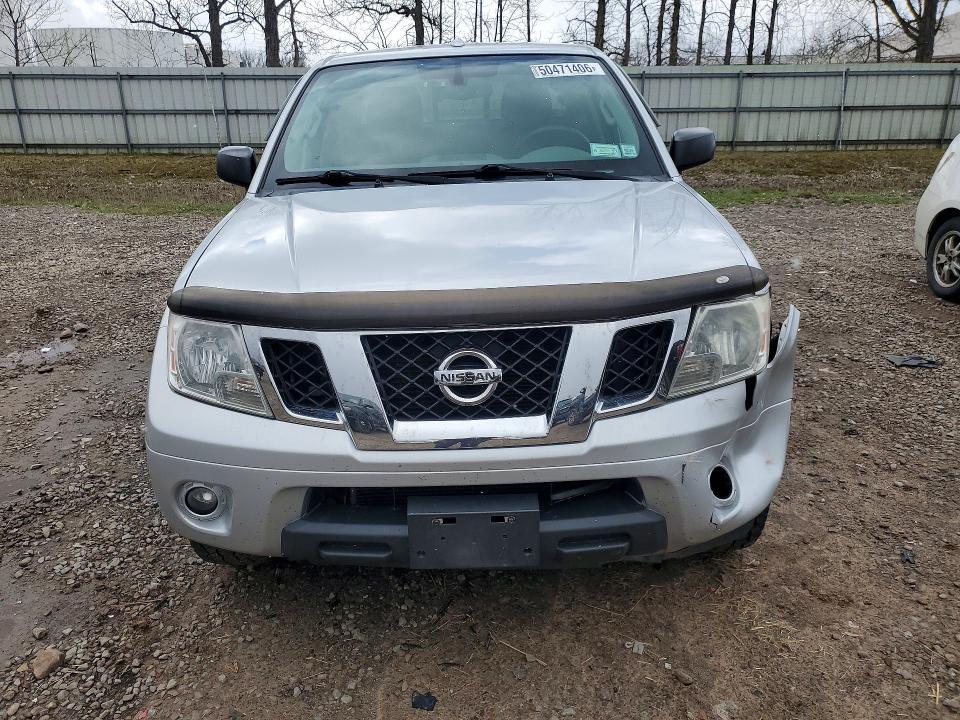 2015 Nissan Frontier SV