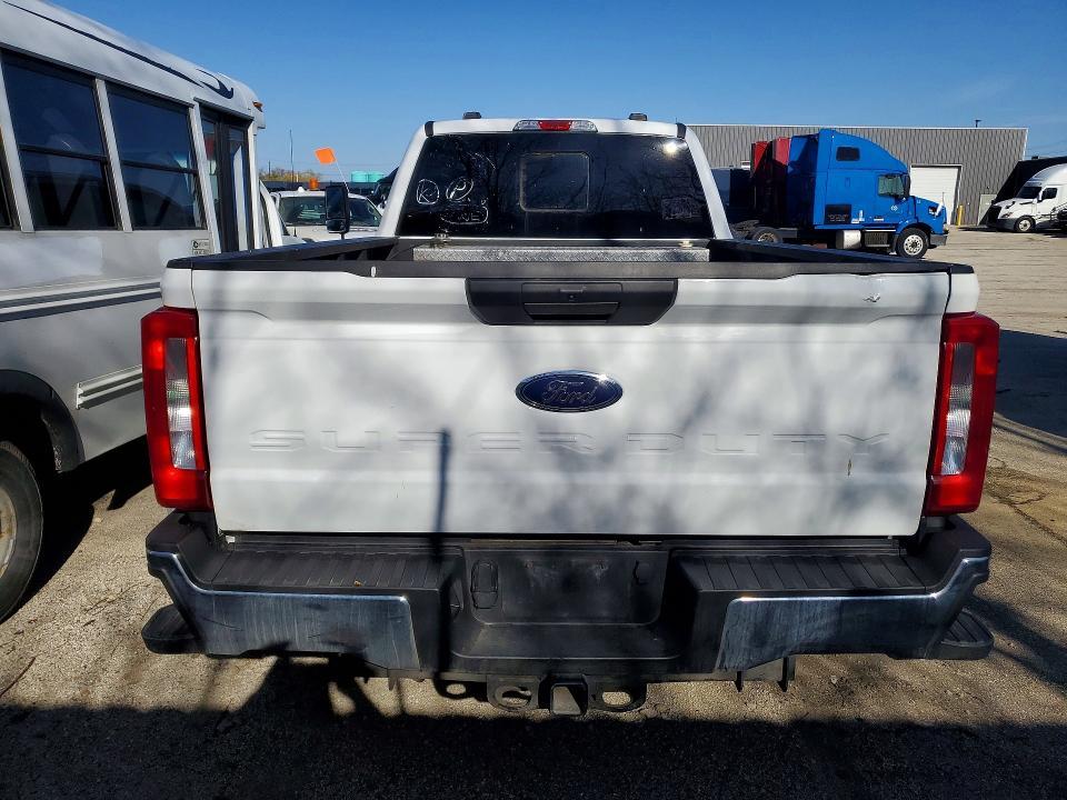 2023 Ford F350 Super Duty