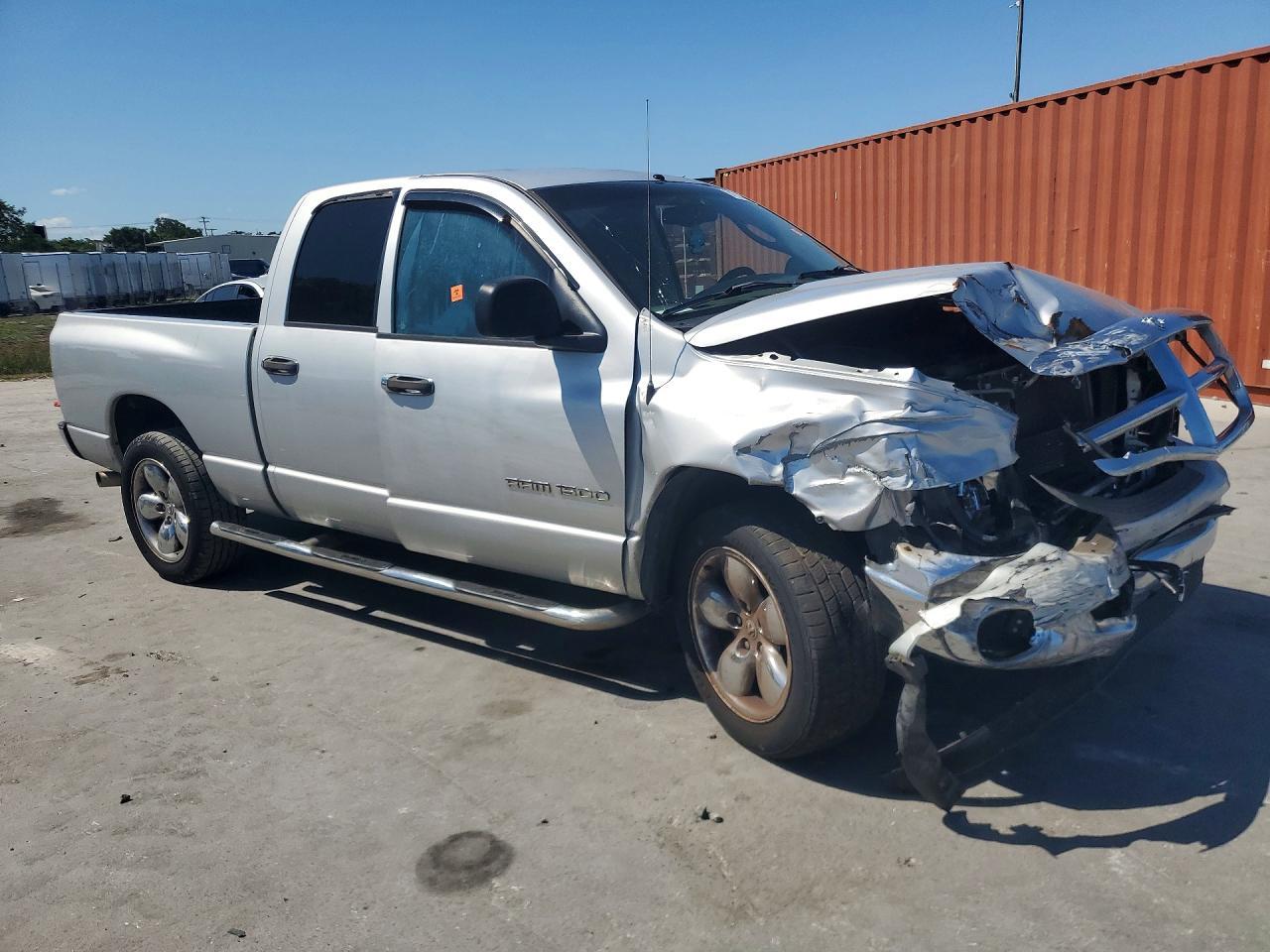 2004 Dodge RAM 1500 ST