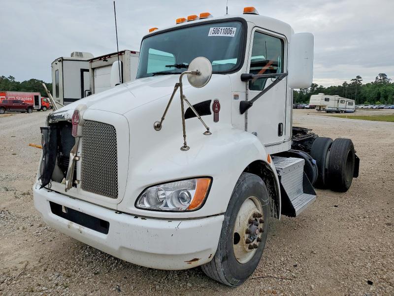 2015 Kenworth T370 Semi Truck