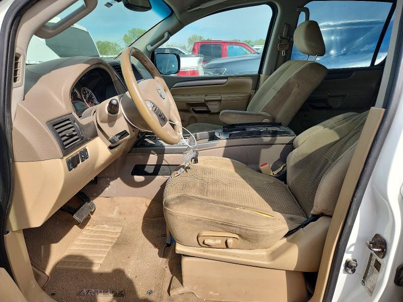 2014 Nissan Armada sv