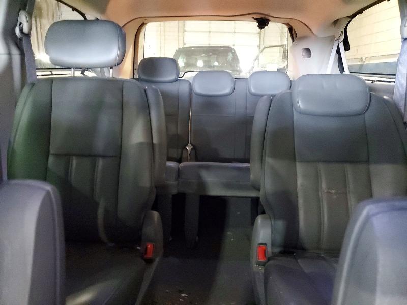 2010 Chrysler Town & Country Touring