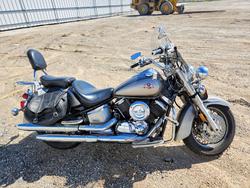Salvage motorcycles for sale at Milwaukee, WI auction: 2002 Yama XVS1100 A