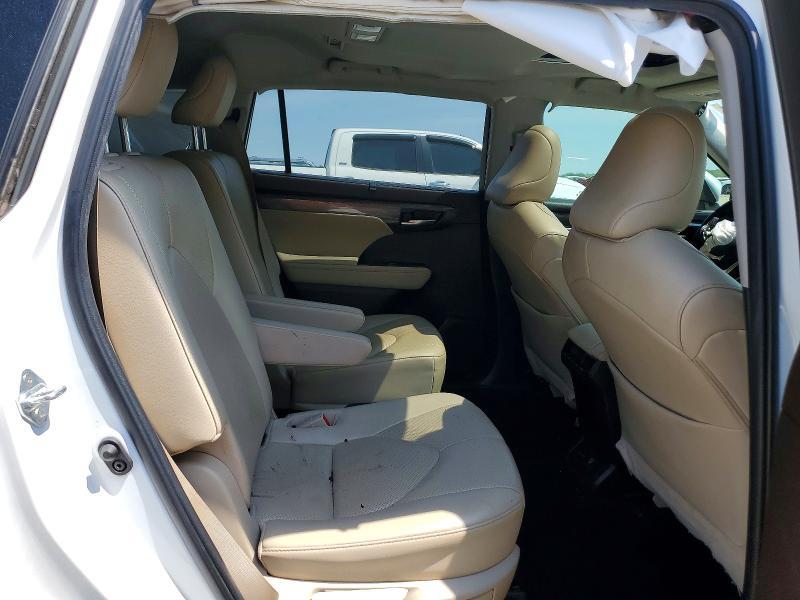 2022 Toyota Highlander Hybrid Limited