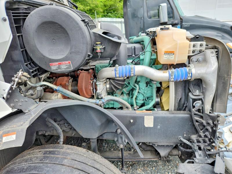 2025 Volvo VNL Semi Truck