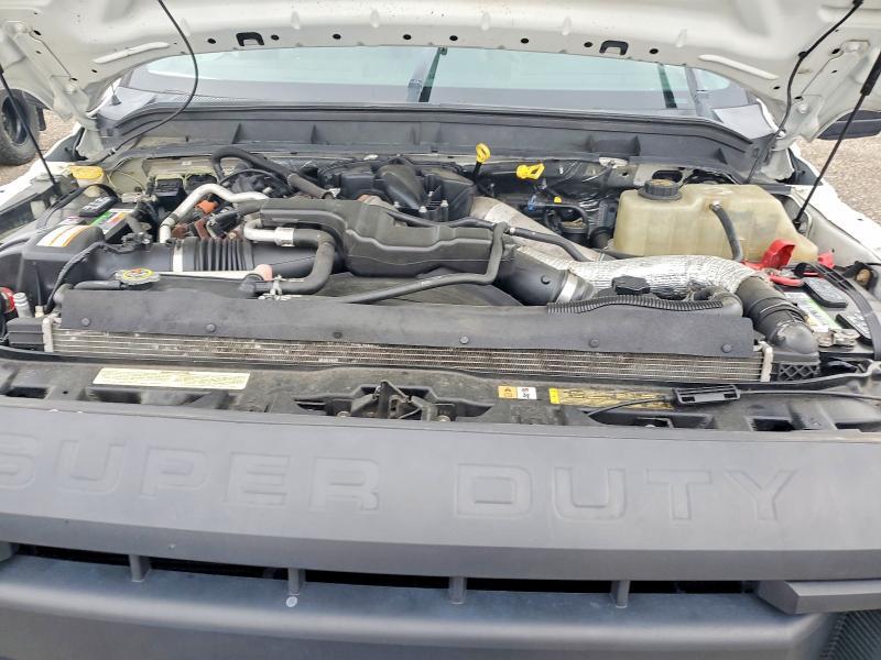 2015 Ford F450 Super Duty BOX Truck