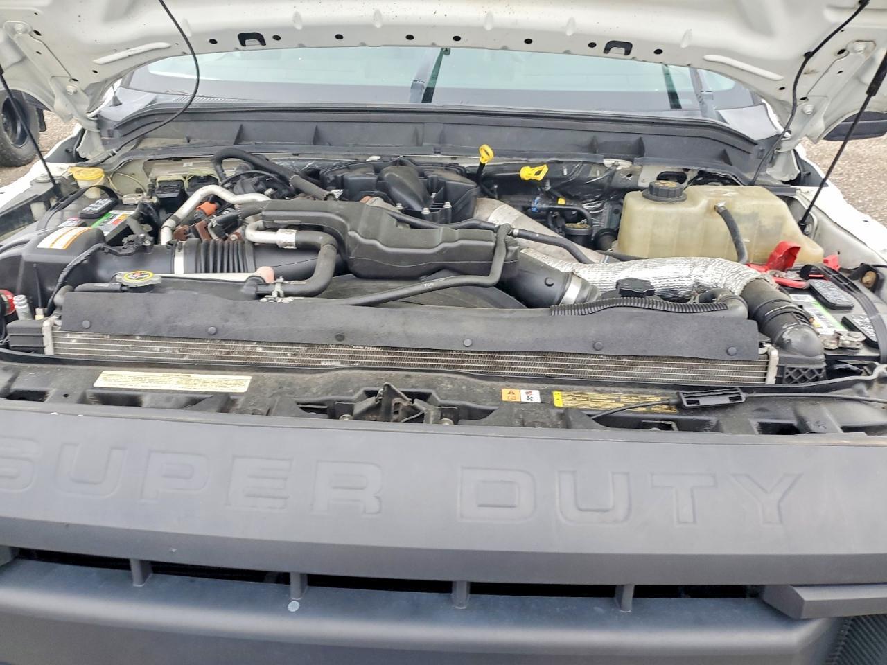 2015 Ford F450 Super Duty BOX Truck