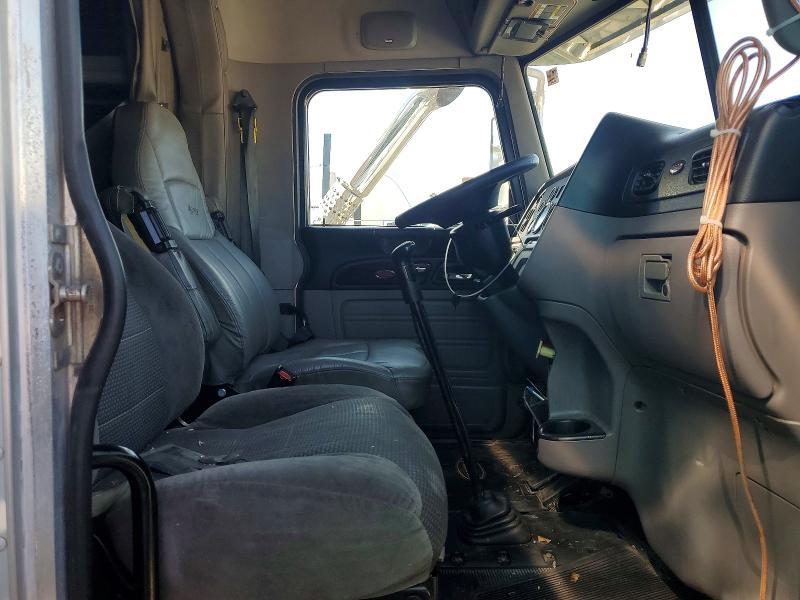 2012 Peterbilt 388 Semi Truck