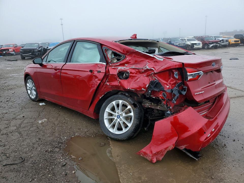 2020 Ford Fusion se