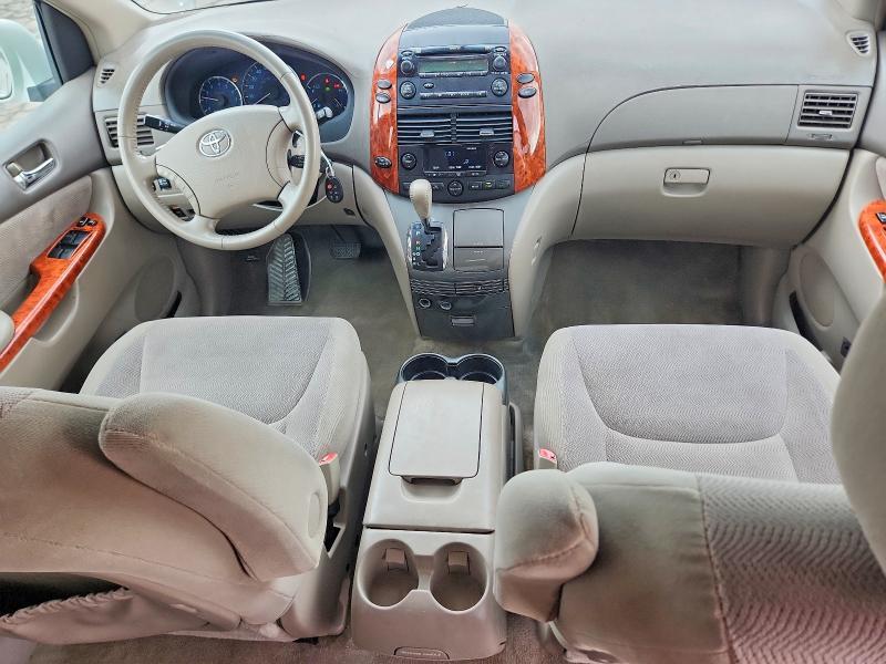2009 Toyota Sienna xle