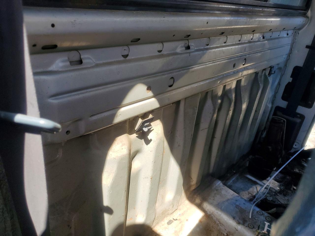 1989 Nissan D21 Short BED