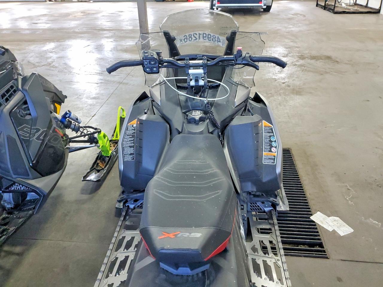 2023 Skidoo Renegade XRS