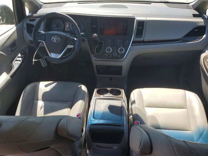 2015 Toyota Sienna xle 7-passenger