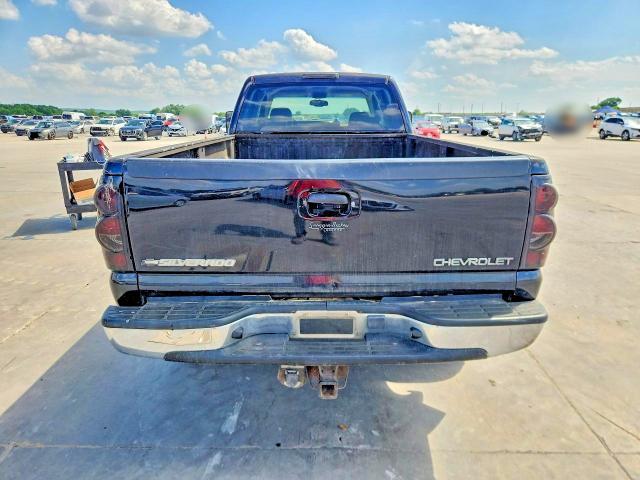 2004 Chevrolet Silverado C2500 Heavy Duty
