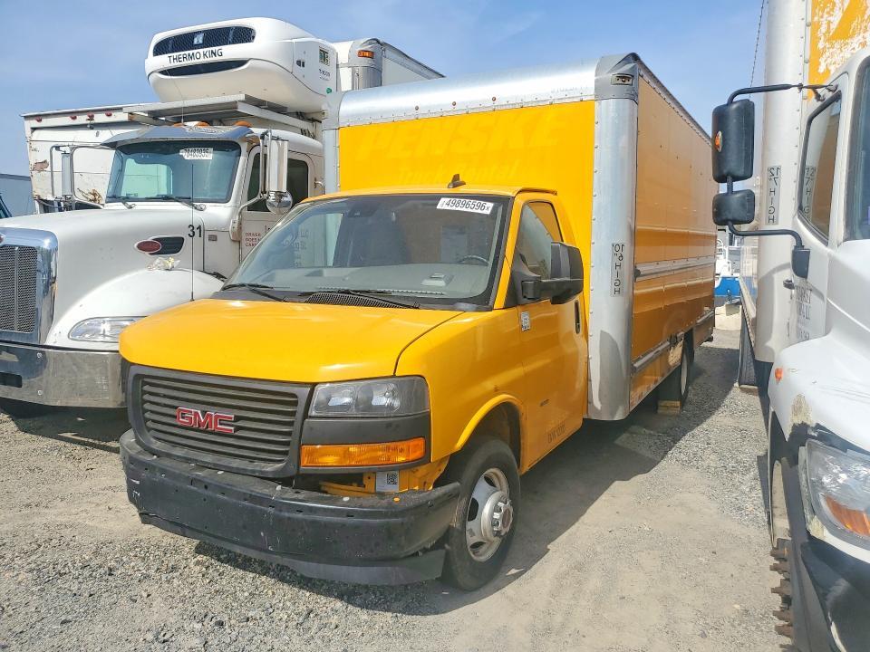 2022 GMC Savana BOX Truck