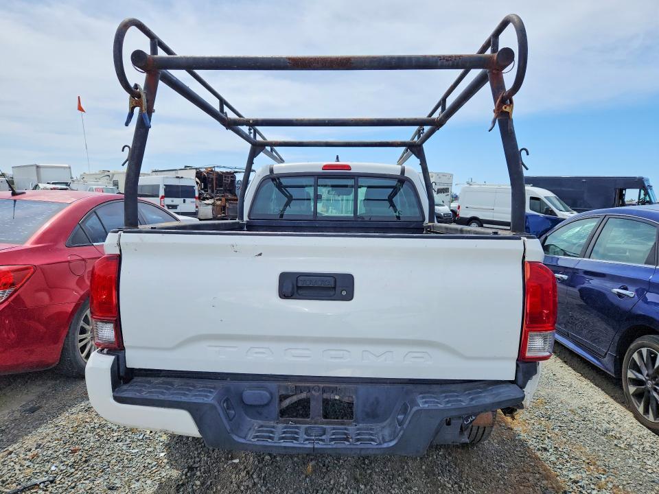 2018 Toyota Tacoma SR