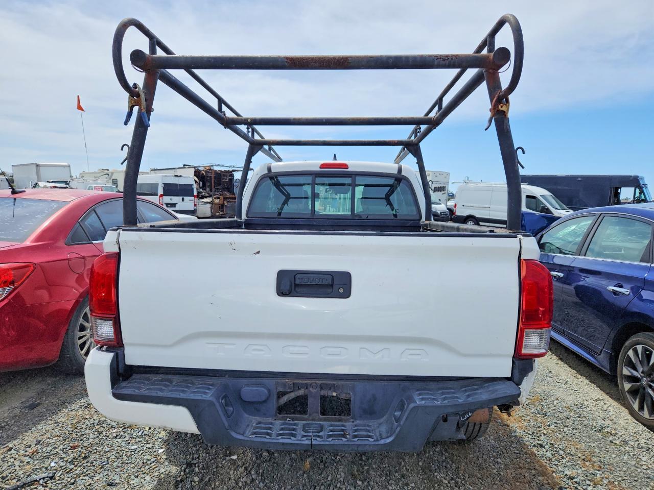 2018 Toyota Tacoma SR