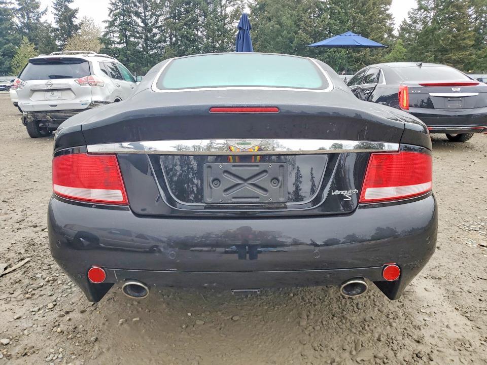 2005 Aston Martin Vanquish s