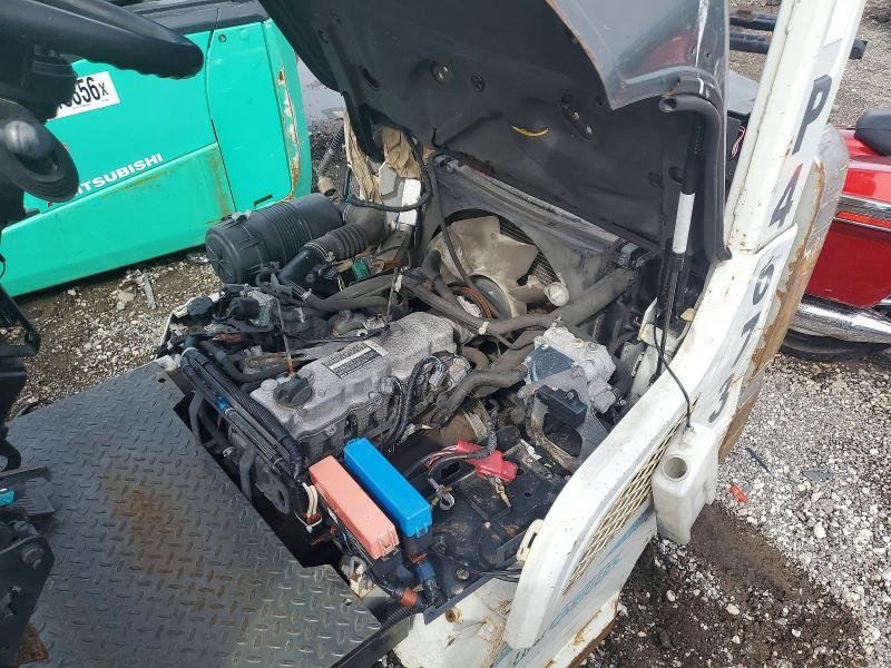 2016 Unicariers 2016 Unicarriers Forklift