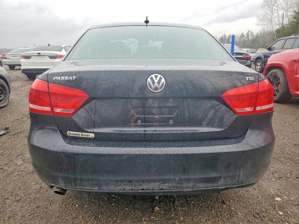 2014 Volkswagen Passat 1.8 tsi 4DR