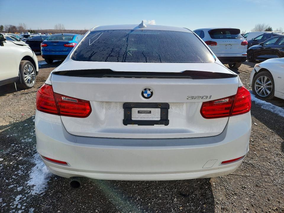 2012 BMW 320 i