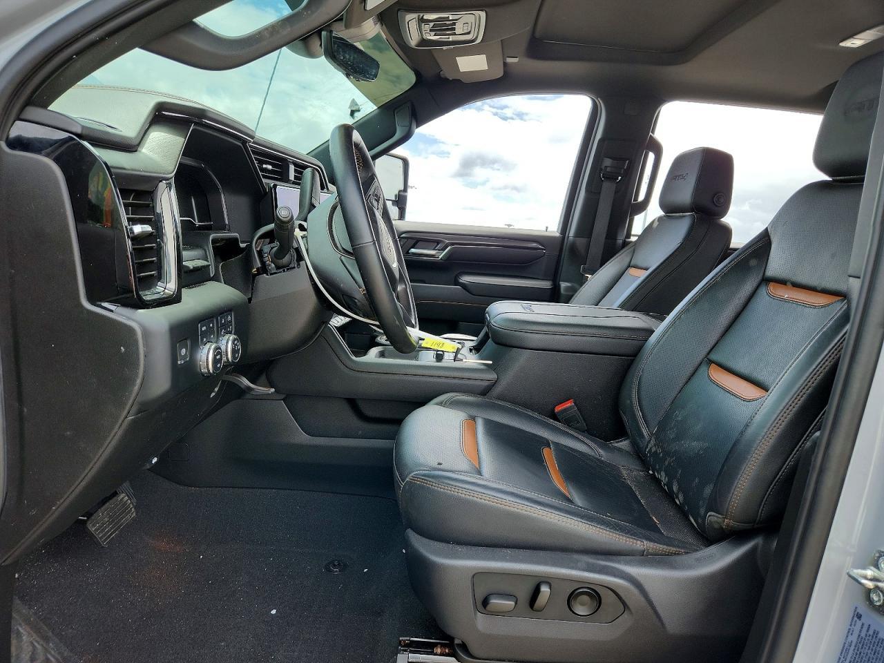 2024 GMC Sierra K2500 AT4