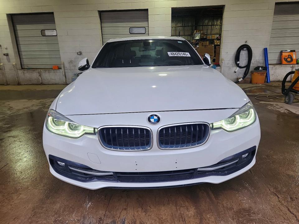 2018 BMW 330 i