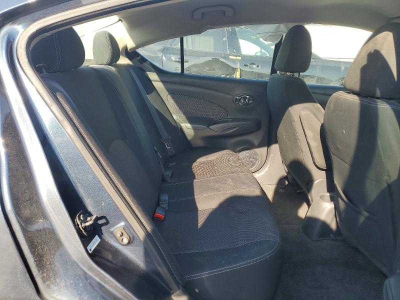 2016 Nissan Versa 1.6 sv