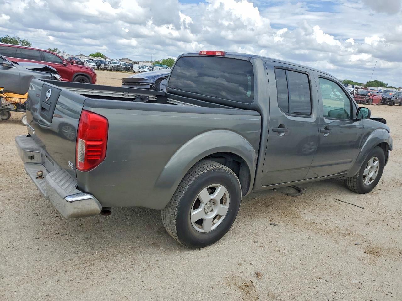2006 Nissan Frontier SE