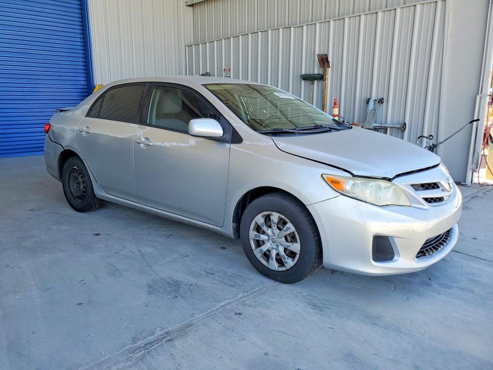 2011 Toyota Corolla le