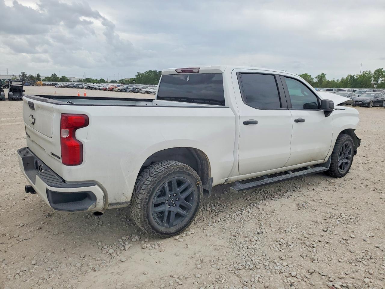2022 Chevrolet Silverado C1500 Custom