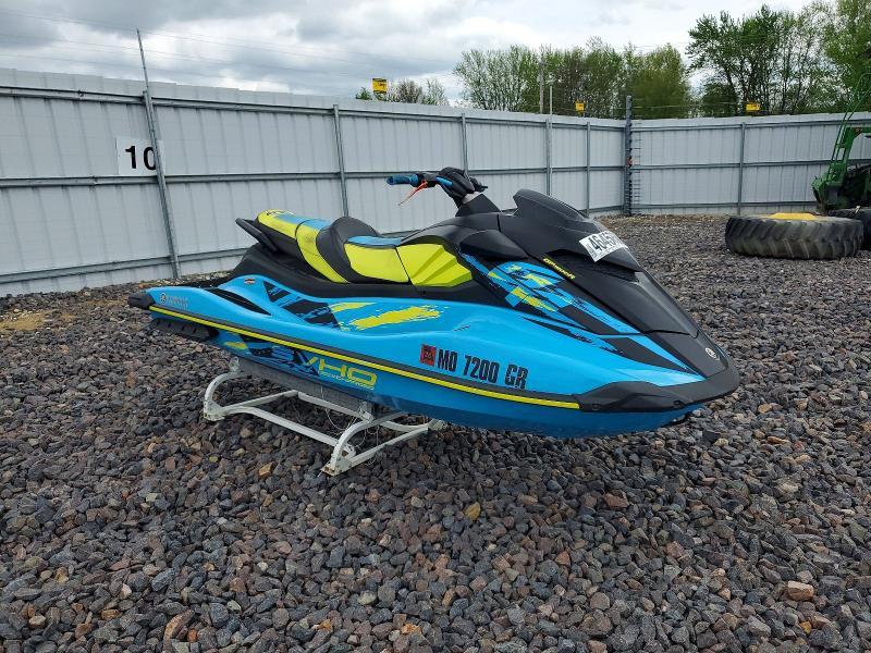 2022 Yamaha Waverun 3