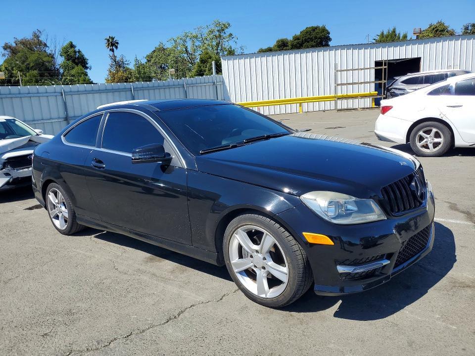 2014 Mercedes-Benz C 250