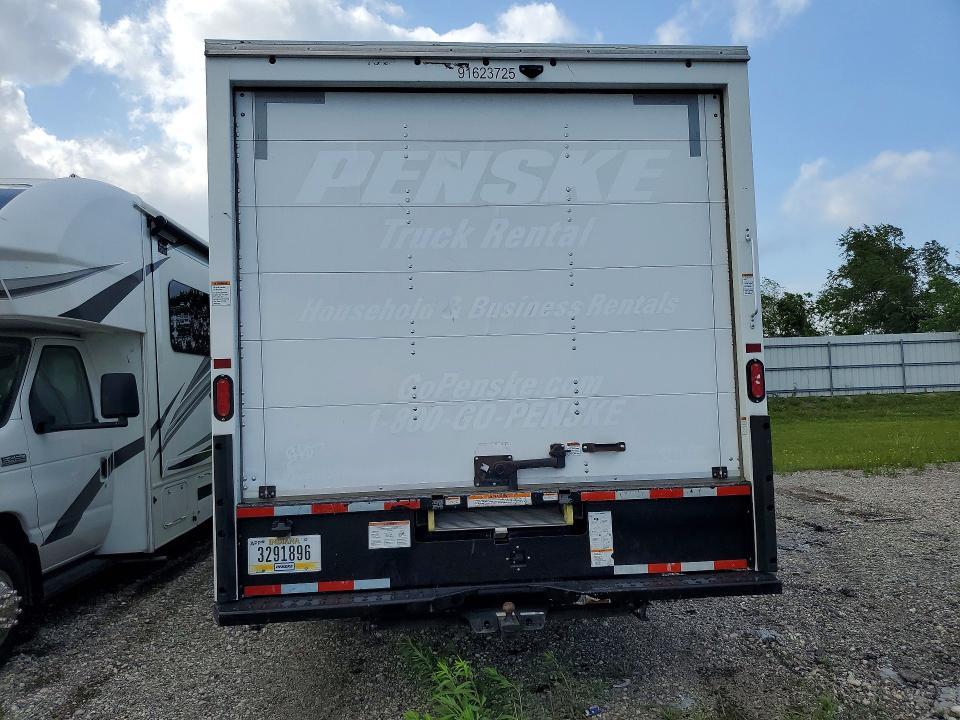 2021 GMC Savana BOX Truck