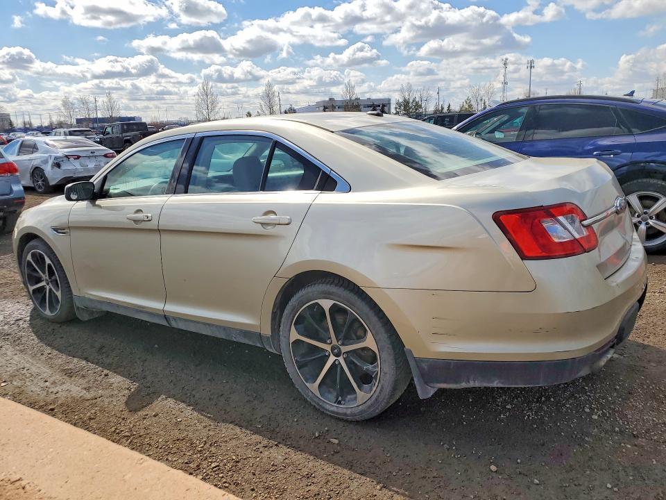 2010 Ford Taurus sel