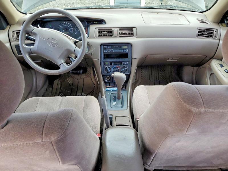 1997 Toyota Camry le