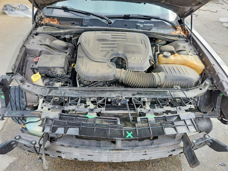 2015 Dodge Challenger sxt Plus