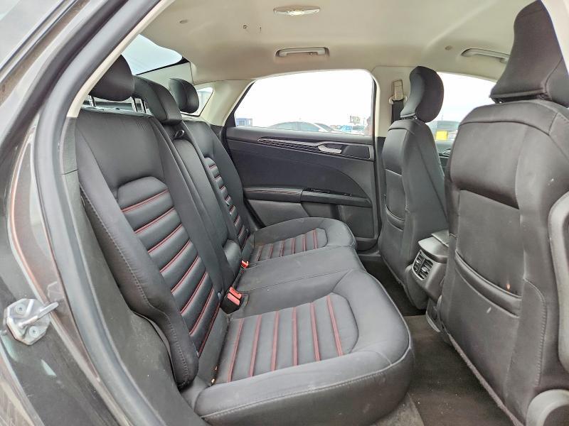 2015 Ford Fusion se Hybrid