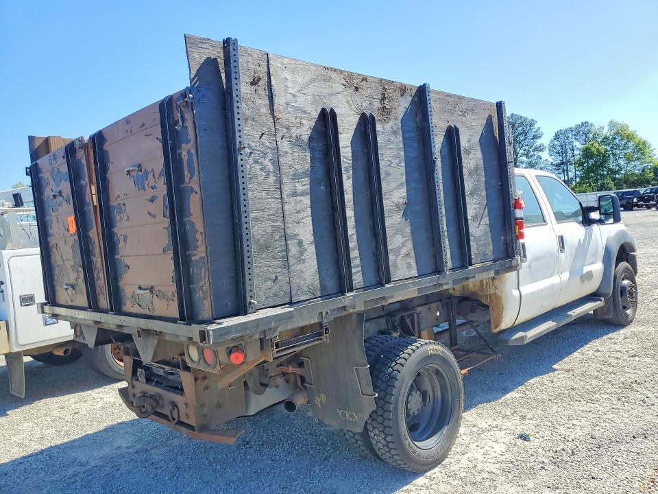 2011 Ford F450 Super Duty Flatbed Truck