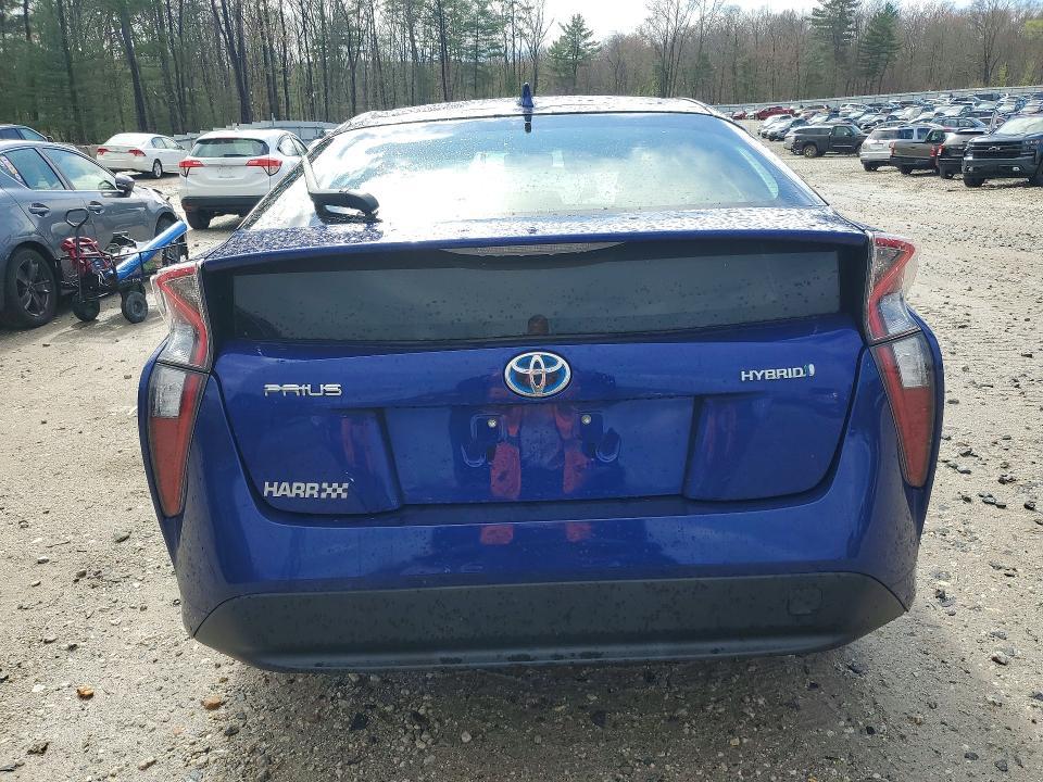 2016 Toyota Prius Three
