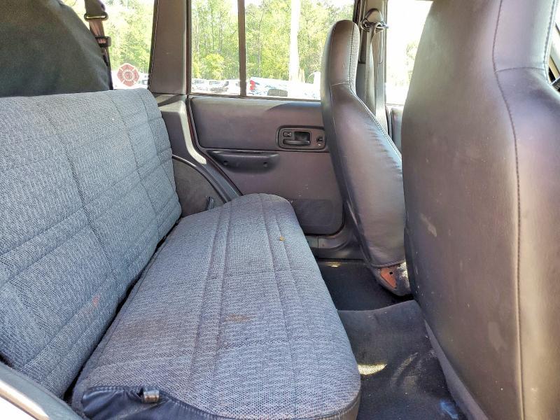 2001 Jeep Cherokee Sport