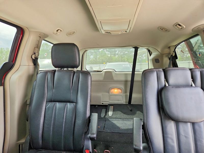 2013 Chrysler Town & Country Touring